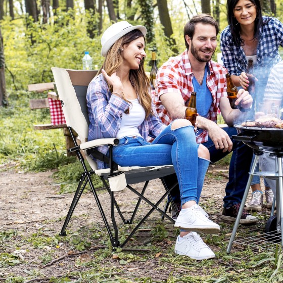 OUTGOO folding camping chair