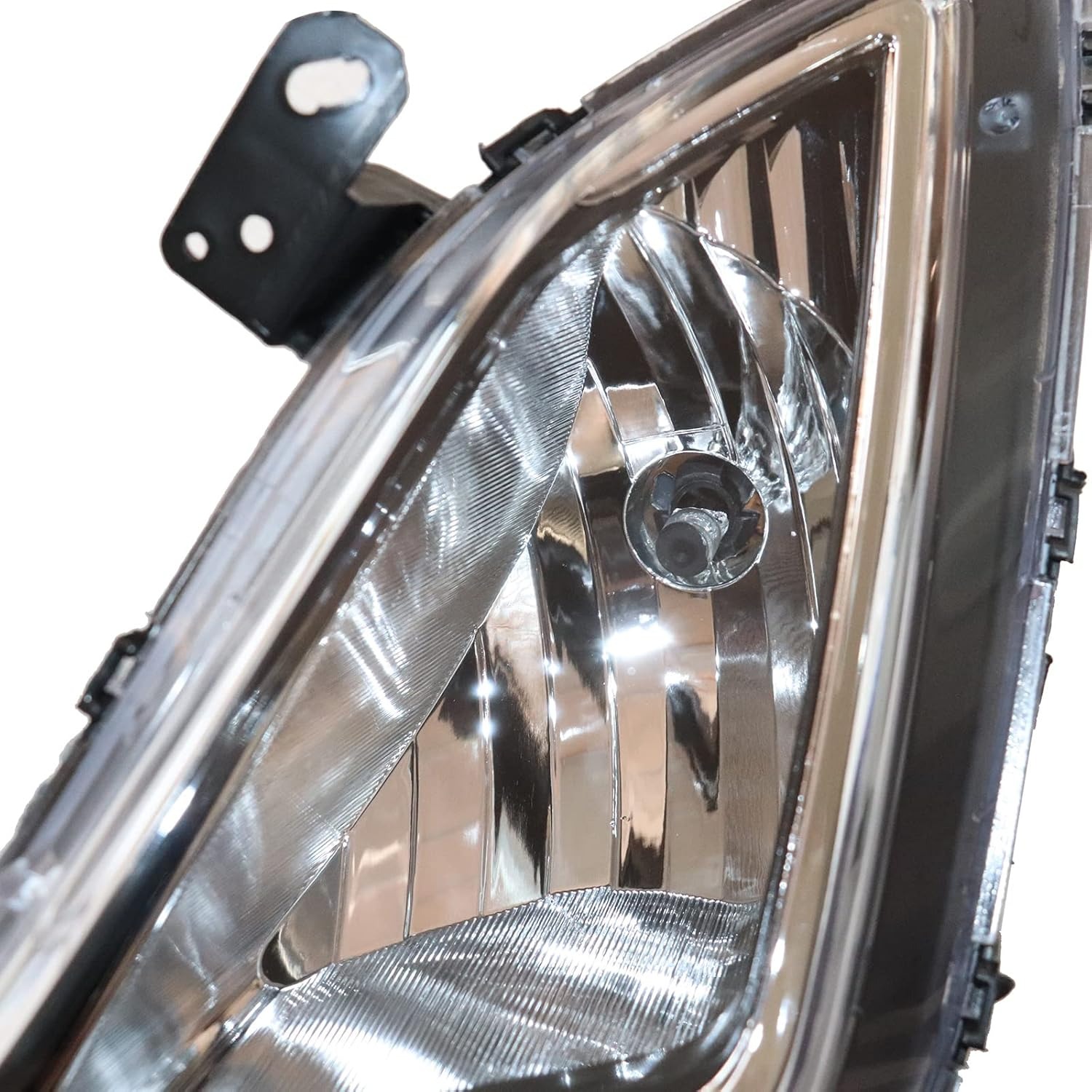 OUTGOO - For 2014 2015 2016 Hyundai Elantra L4 1.8L 2.0L Fog Lights Front Bumper Lamps Kit 1Pair Passenger and Driver Side Clear Lens