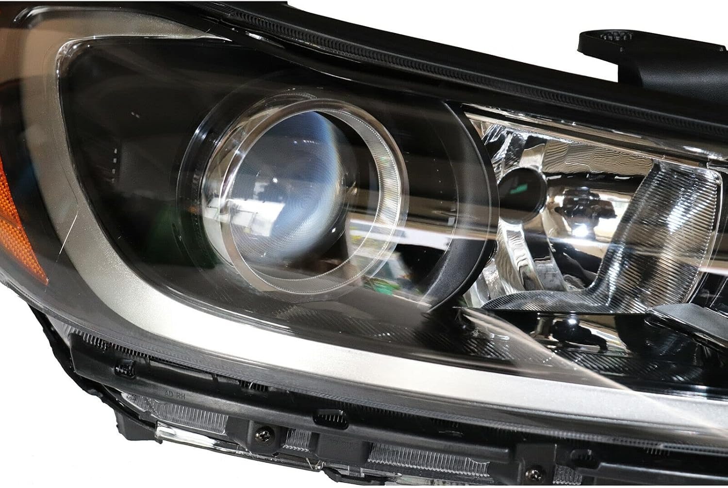 OUTGOO - For 2017 2018 Hyundai Elantra Halogen Headlight Headlamp Assembly Replacement Right Passenger Side Black Housing Clear Lens